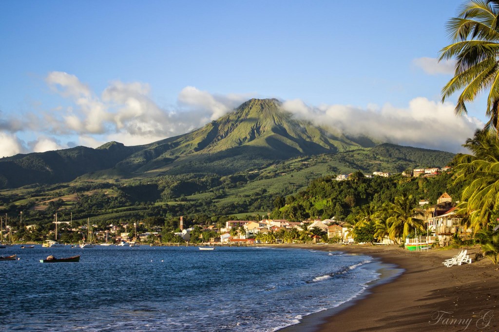 La Montagne Pelée de la plage (c) Fanny G.